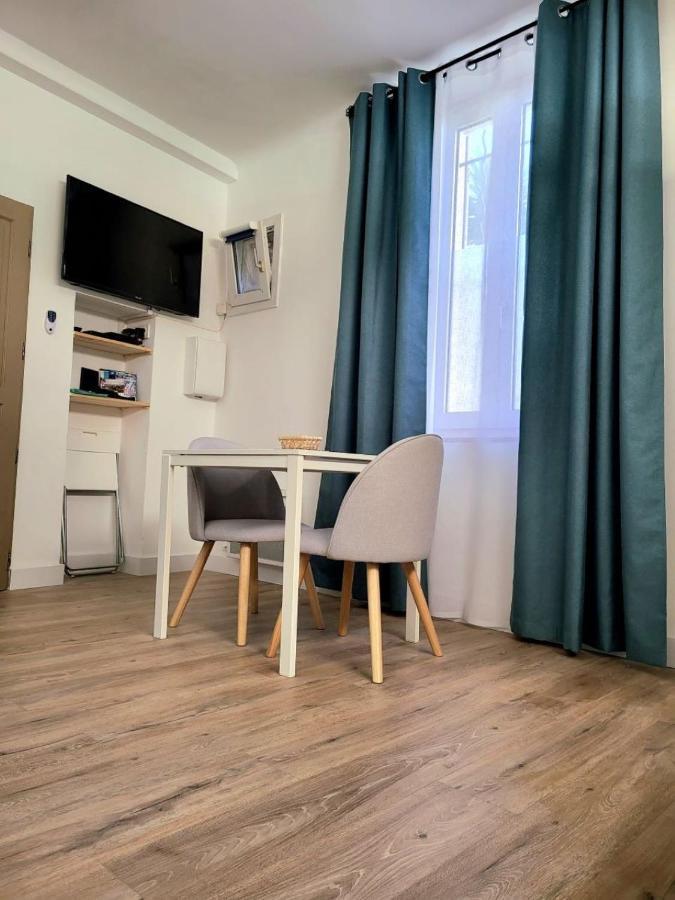 Chez Melanie Et Rodolphe Apartment La Ciotat Luaran gambar
